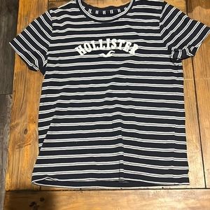 Hollister- size small